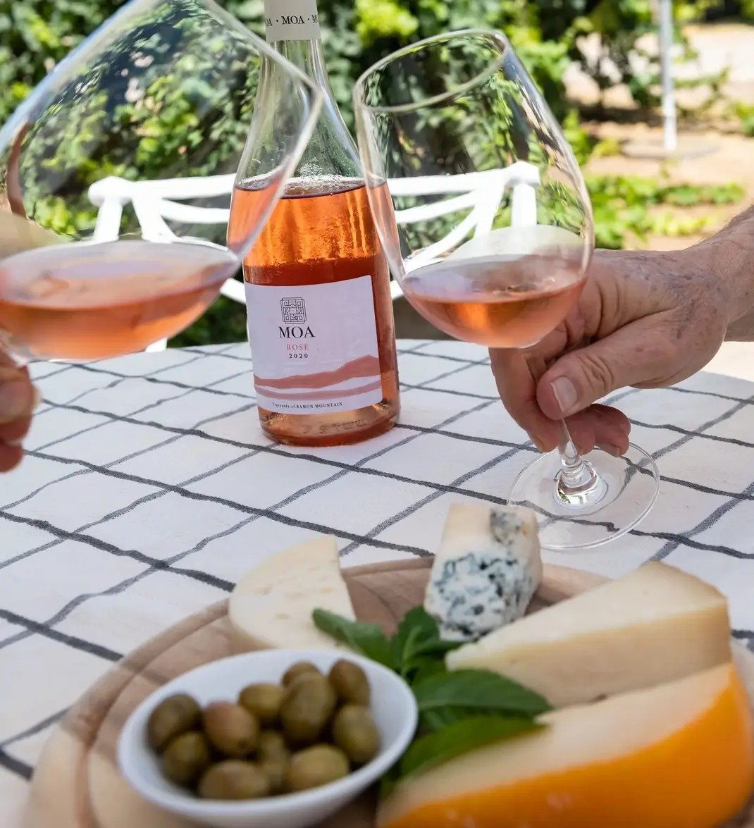 Moa Winery