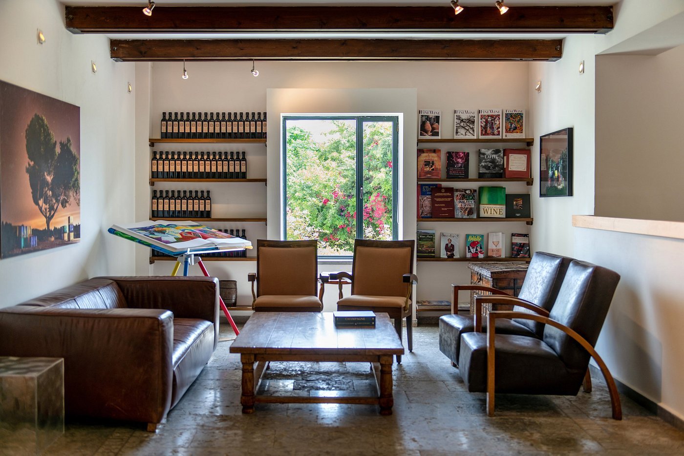 Tzora Vineyards