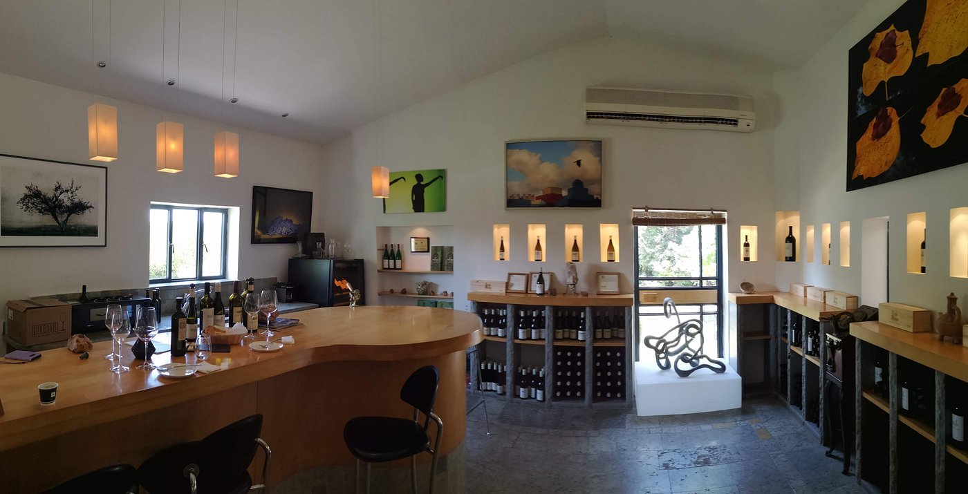 Tzora Vineyards
